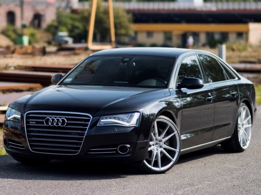 Audi A8 Black
