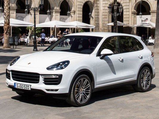 Porsche Cayenne S White